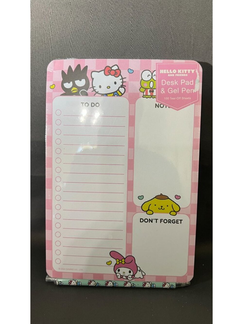 Hello Kitty & Friends Desk Pad And Gel Pen Set 100 Sheets
